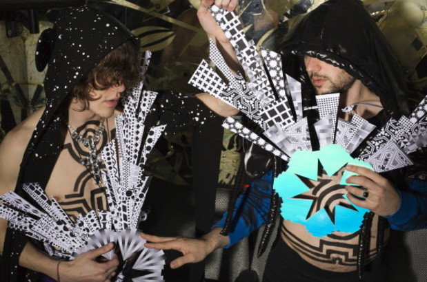 album art. TRACKLISTING Mgmt Album Cover Oracular. album art. TRACKLISTING